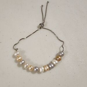 Faux Pearl Bracelet with Adjustable Chain